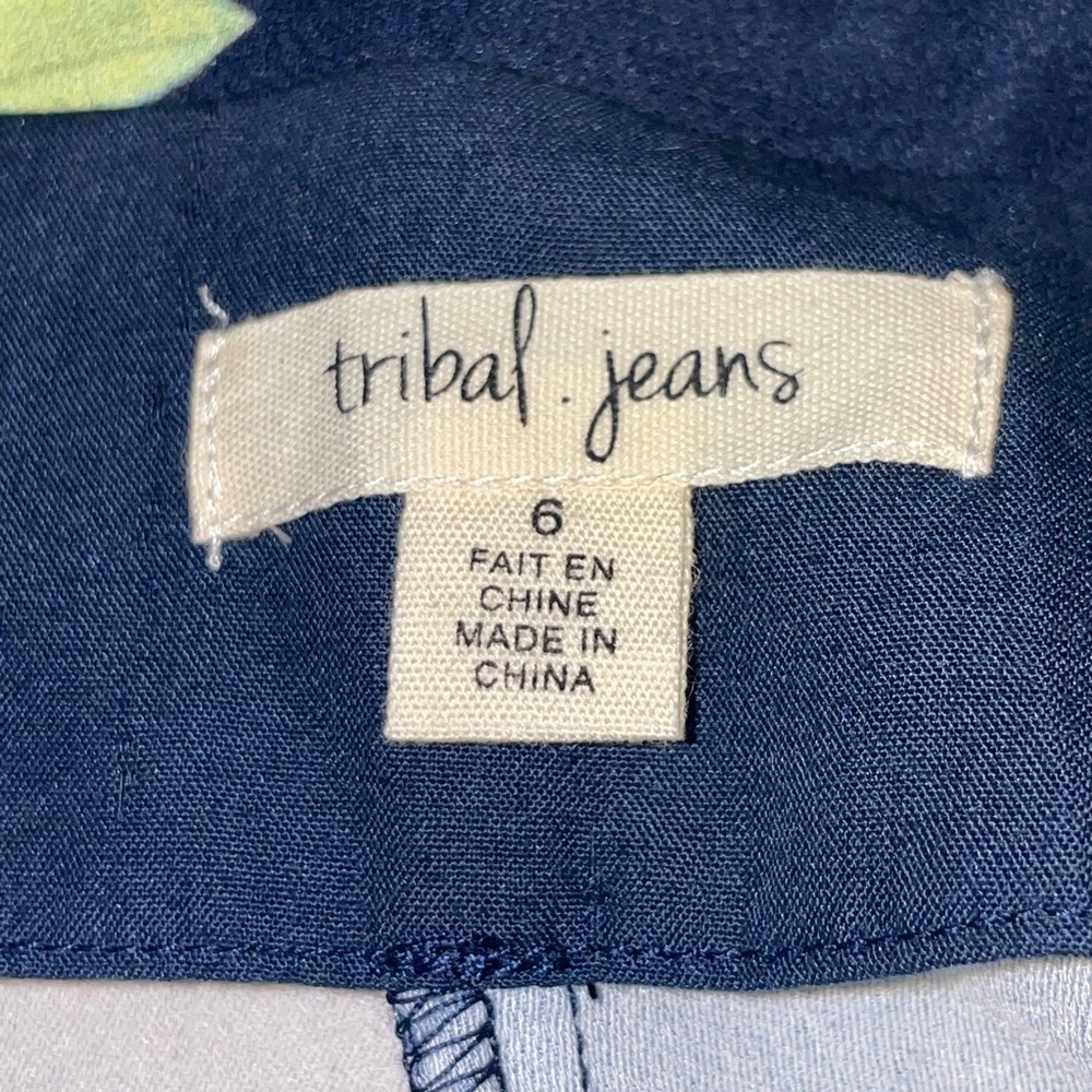 EUC Tribal Jeans Floral Flowing Shorts Nautical Rope Belt Accent Size 6 - Picture 4 of 7